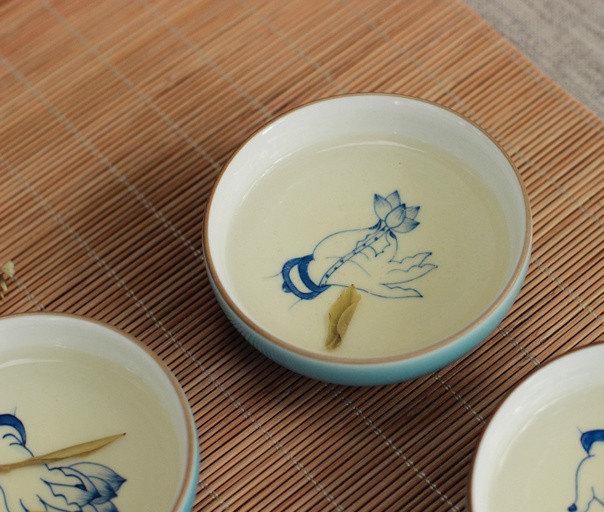 4 Hand-Drawing Oriental Vintage Style Pattern Blue And White Ceramic Tea Cup Jingdezhen Color Glaze Porcelain Teawares 