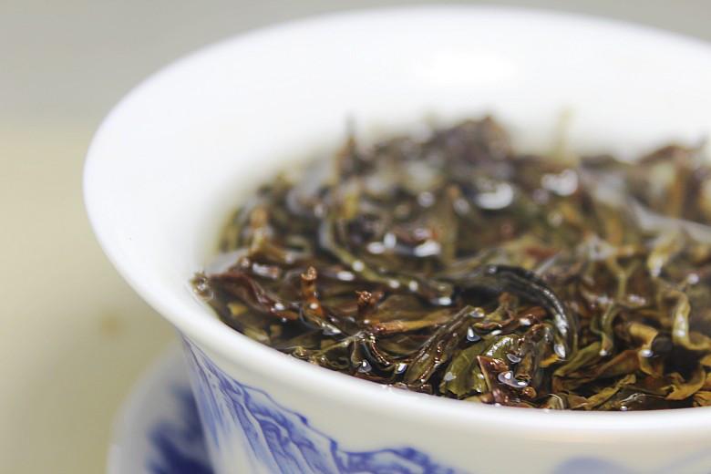 Xing Ren Xiang Almond Flavor Dancong Tea Of Phoenix Dancong Tea
